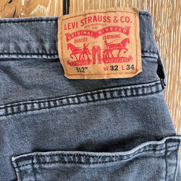 Men’s Levi’s Grey Wash Jeans - Picture 4 of 6